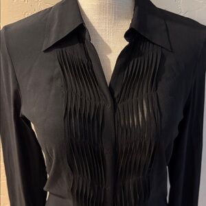 Elie Tahari | Silk Collared Button
Down Top *small